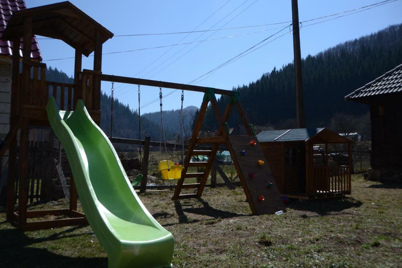 Gospodaria Lui Nea Ion Vama Buzăului Exterior foto